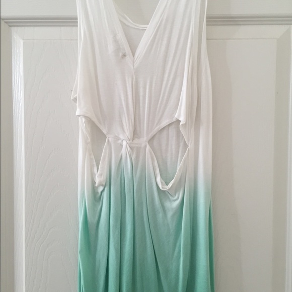 White and Blue Ombré Tank Top - Picture 2 of 3