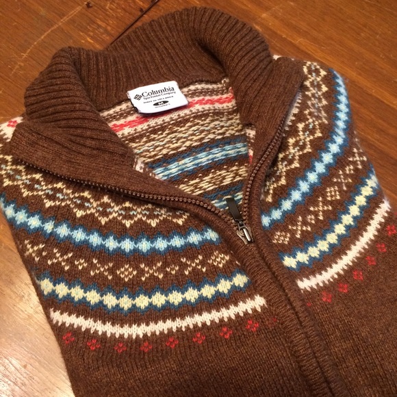 Columbia zip up sweater