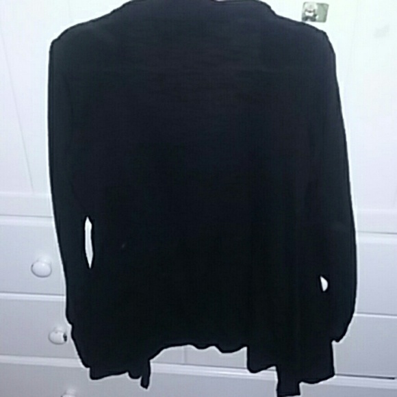 Blouse - Picture 2 of 3