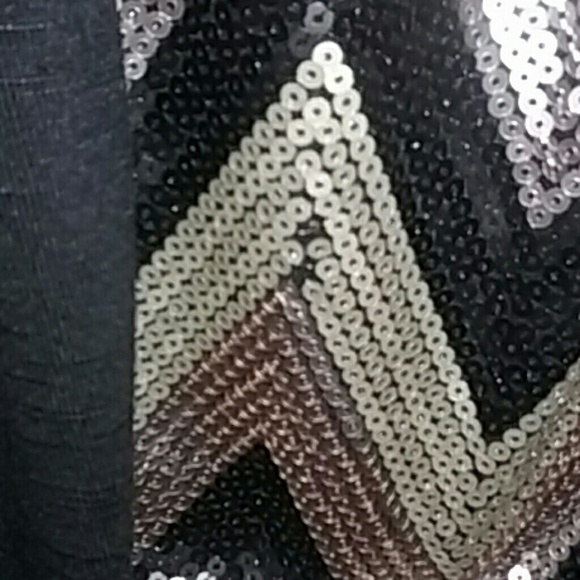 Blouse - Picture 3 of 3
