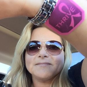 Meet your Posher, Jodi