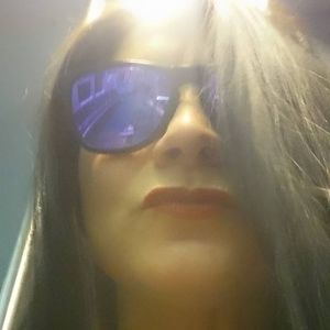 Meet your Posher, Sharon