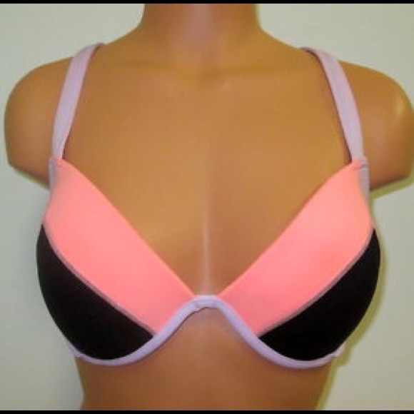 LOOKING FOR THIS VICTORIAS SECRET TOP 34DD - Picture 1 of 1