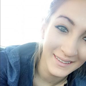 Meet your Posher, Raina