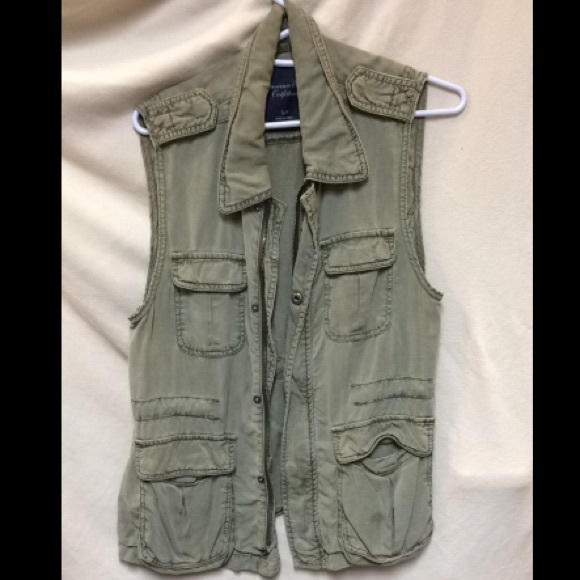American Eagle army vest
