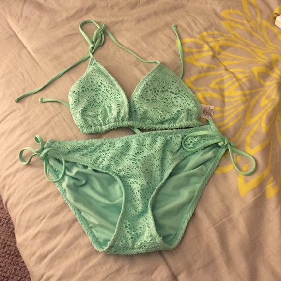 Bathing suit