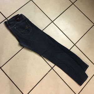 Jeans from fragile