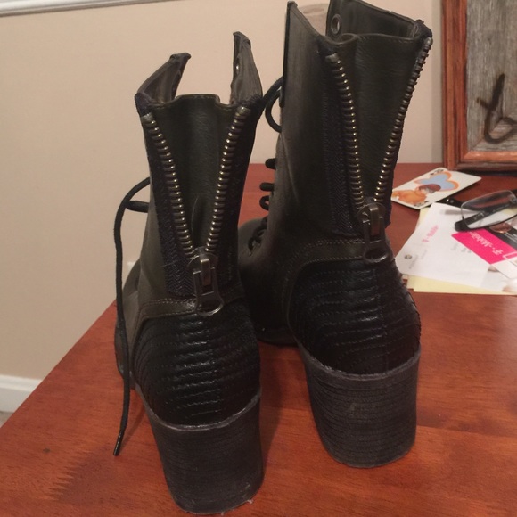 Electric karma boots - Picture 4 of 4