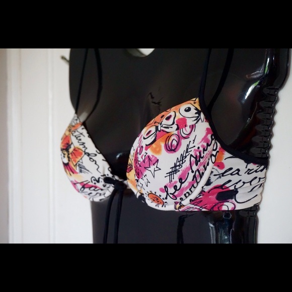 VS bikini top with matching skirt! Bundle=20% OFF! - Picture 2 of 4