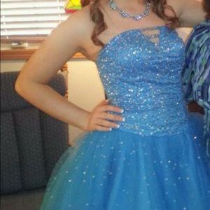 Prom dress, worn once, willing to negotiate price!