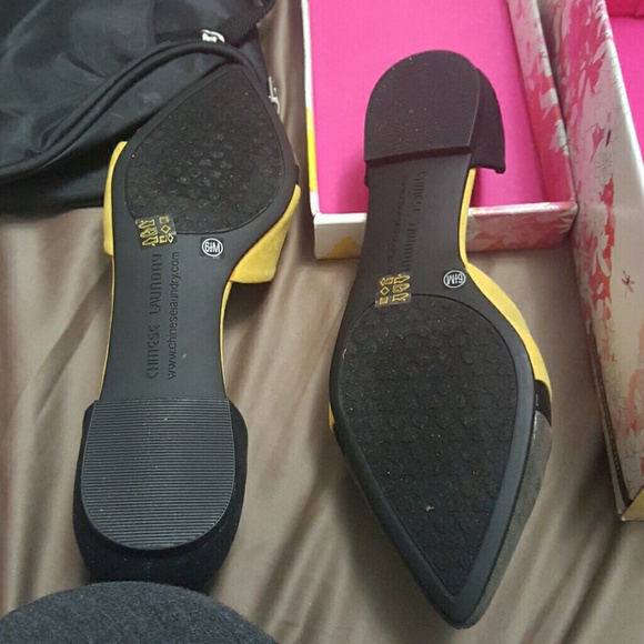 Chinese Laundry flats - Picture 2 of 2