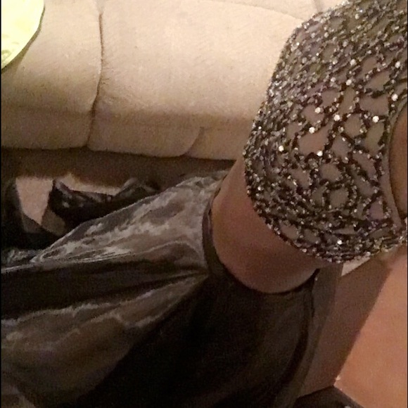 2 piece dress ,Only worn Once ! - Picture 4 of 4