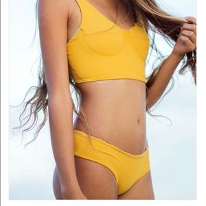 Never Worn San Lorenzo bottoms size XS