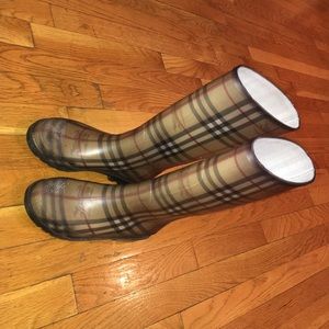 Burberry rain boots
