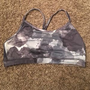 Lululemon sports bra