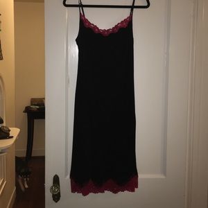 Black & hot pink Betsy Johnson lace slip dress