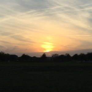 Meet your Posher, Dee