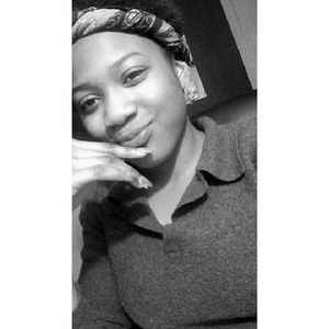 Meet your Posher, Tavia