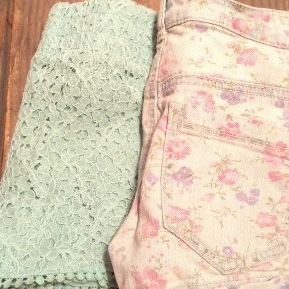 2 pairs of fire shorts. Perfect for spring