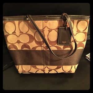 Coach handbag for sale!