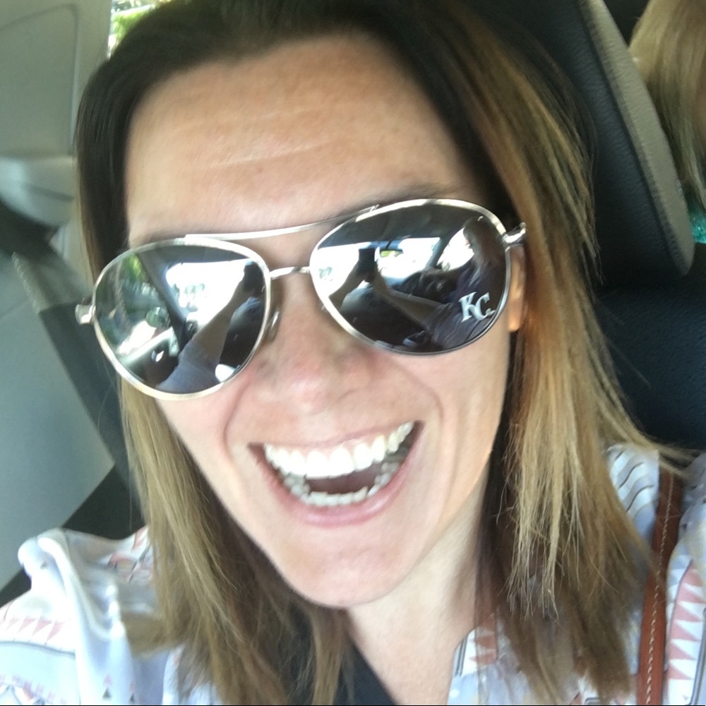 Meet your Posher, Andrea
