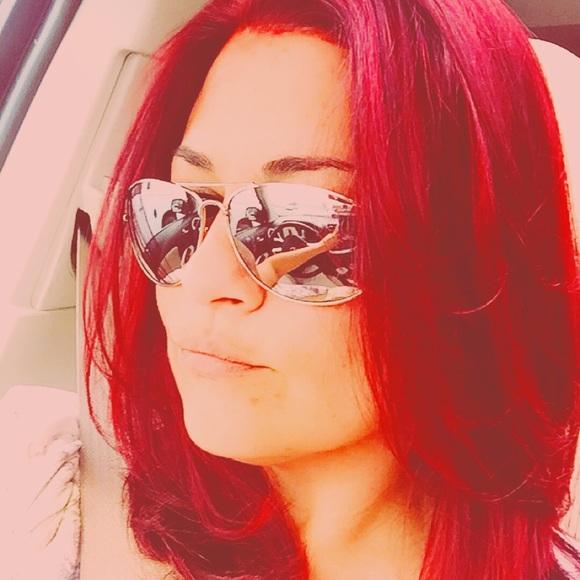 Meet your Posher, Brandi