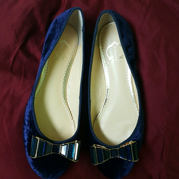 C Wonder Crystal Bow Ballet Flat Size 6