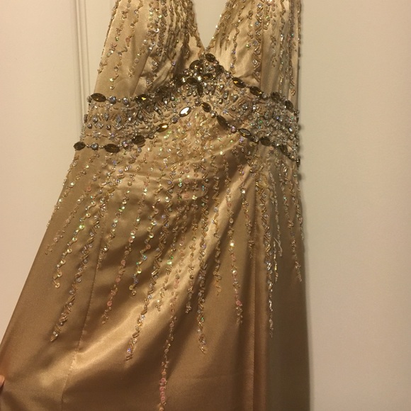 SALE ‼️GOLD & Iridescent Gem Mermaid Prom Dress - Picture 3 of 4