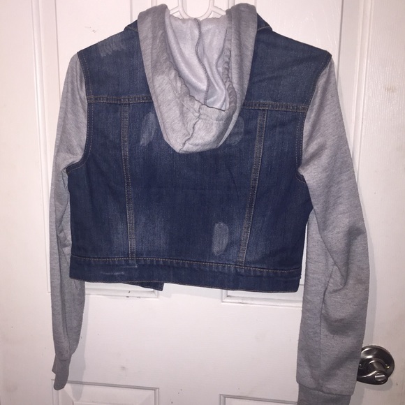 Jean Jacket w/ Sleeves - Picture 2 of 2