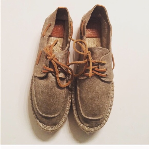 Adorable Tory Burch Espadrilles Flats! 🎈