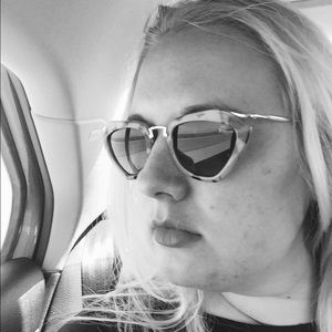 Meet your Posher, Sam