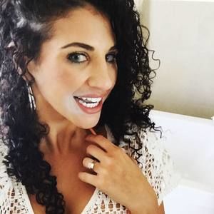 Meet your Posher, Vanessa