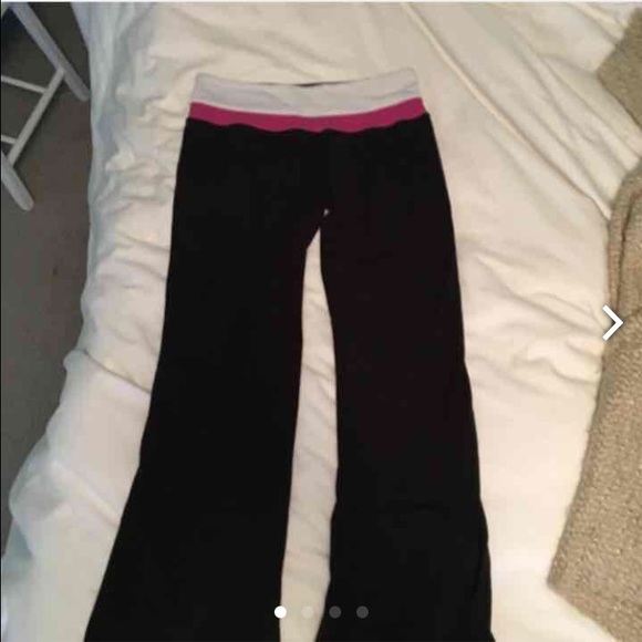 Lululemon black leggings