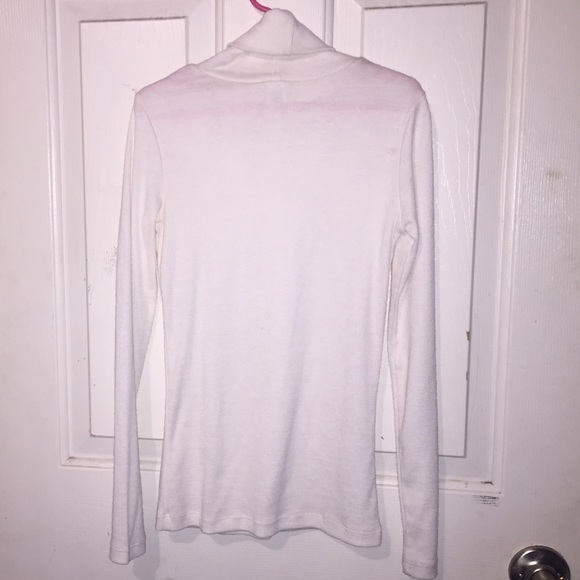 White Turtle Neck - Picture 2 of 2