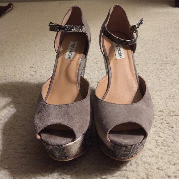 Gray suede Steve Madden wedges