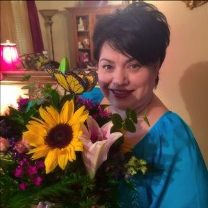 Meet your Posher, Julie