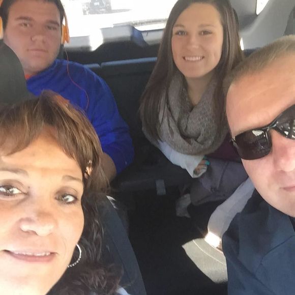 Meet your Posher, Carrie