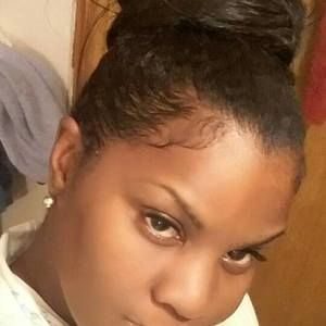 Meet your Posher, Tabatha