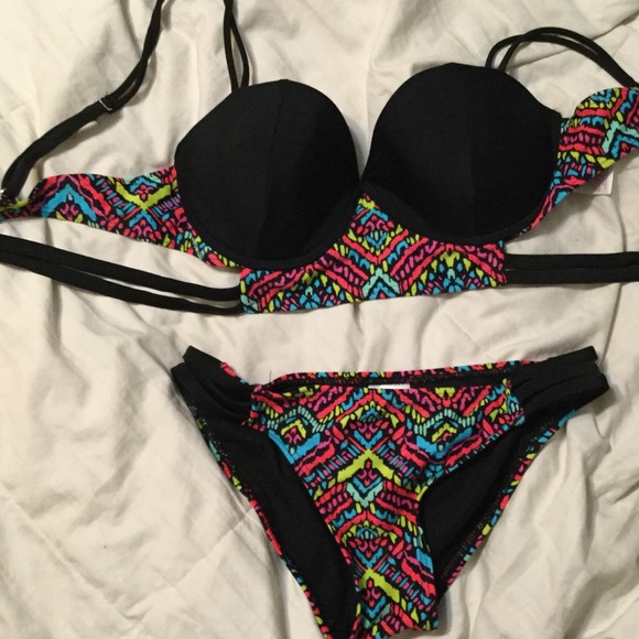 Xhilaration bikini top and bottom