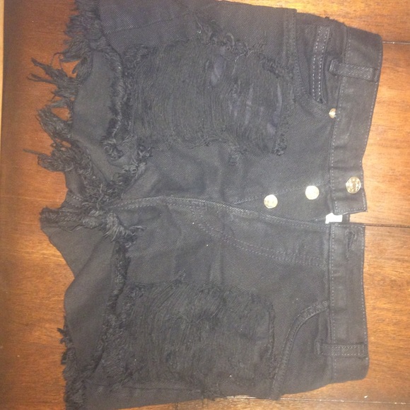 Like new black high waisted brandy Melville shorts