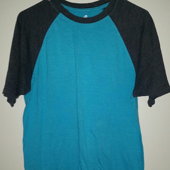 Men's  baseball styled shirt