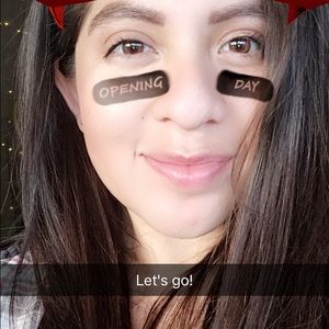 Meet your Posher, Iris