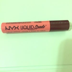 NYX Liquid Suede Lipstick in Tea & Cookies