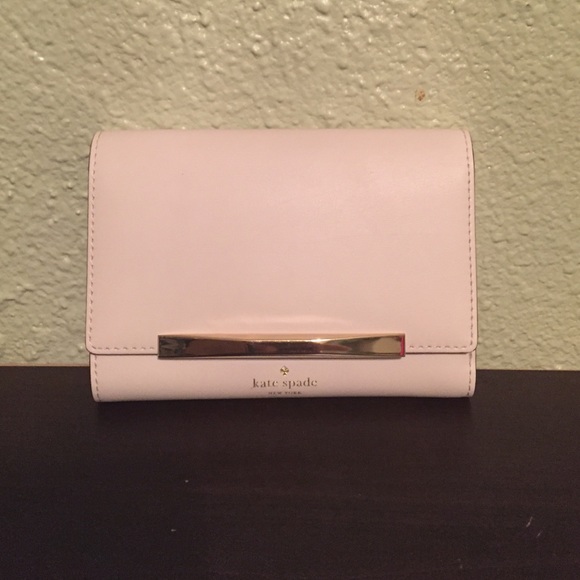 NWT Kate spade Callie wallet
