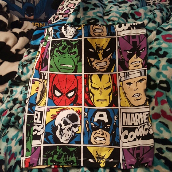 Marvel mini skirt