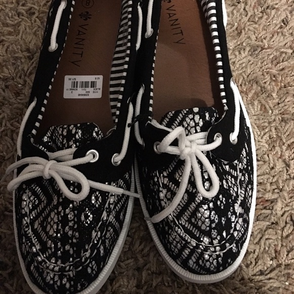 Brand new boat shoes