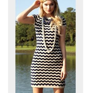 Lilly Pulitzer Gold and Navy Chevron Dress!