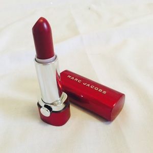 MARC JACOBS Red Lipstick💄