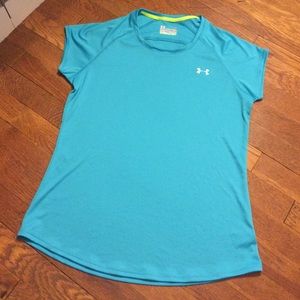 ❌SOLD❌ Semi Fitted Exercise Shirt