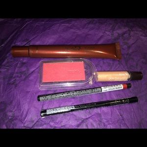 Avon Bundle of Goodies (Mark)